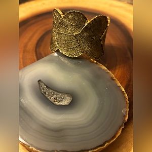 Amazing Lia Sophia leaf cuff